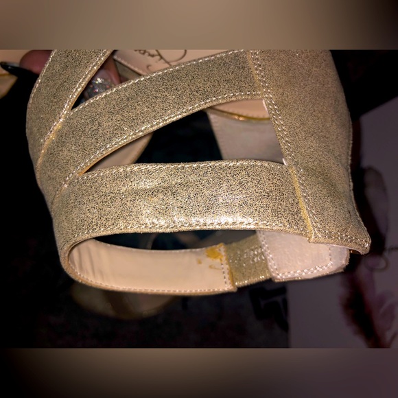 Jessica Simpson Dusty Metallic Gold Heels Size 8.5M - Picture 5 of 5